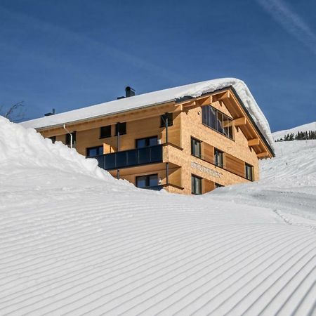 Almstueble Bergfrieden Otel Damuels Dış mekan fotoğraf