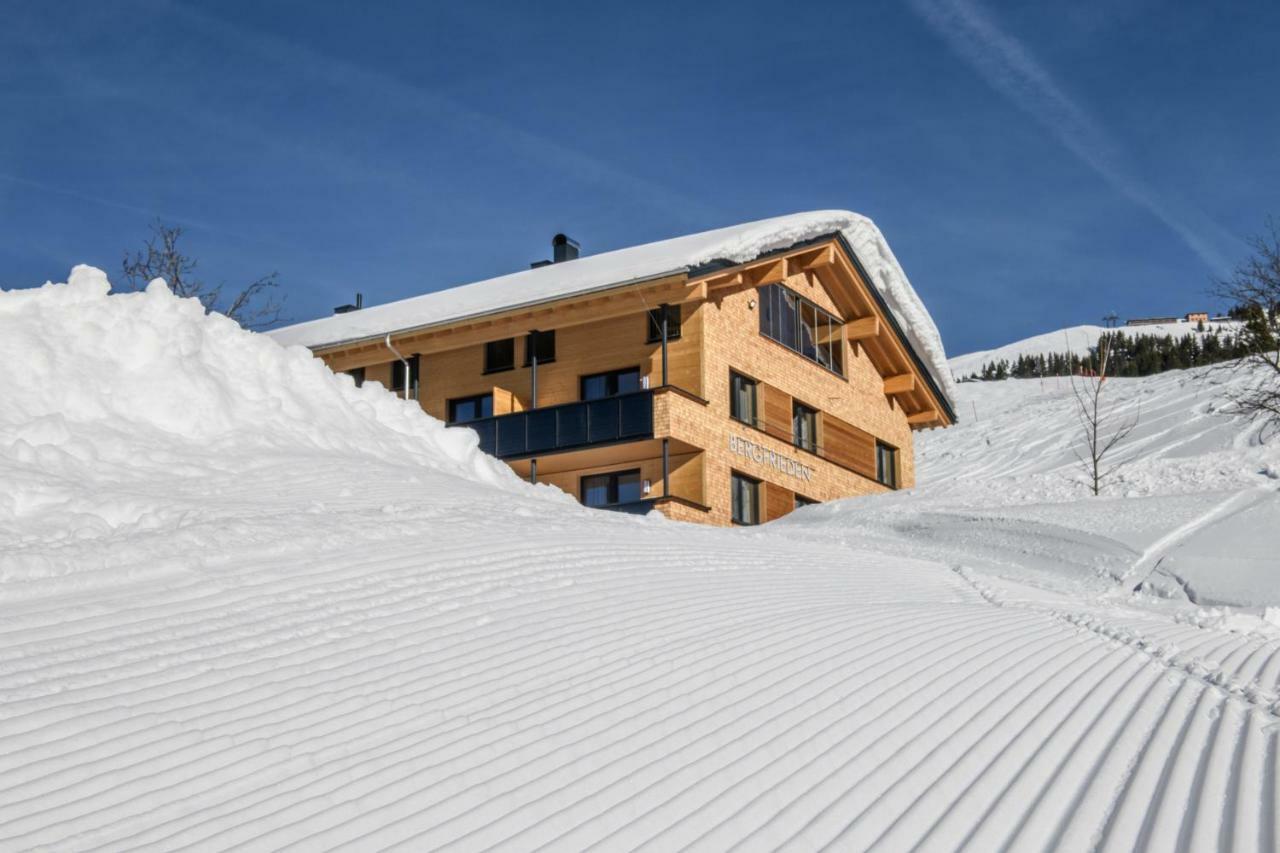 Almstueble Bergfrieden Otel Damuels Dış mekan fotoğraf