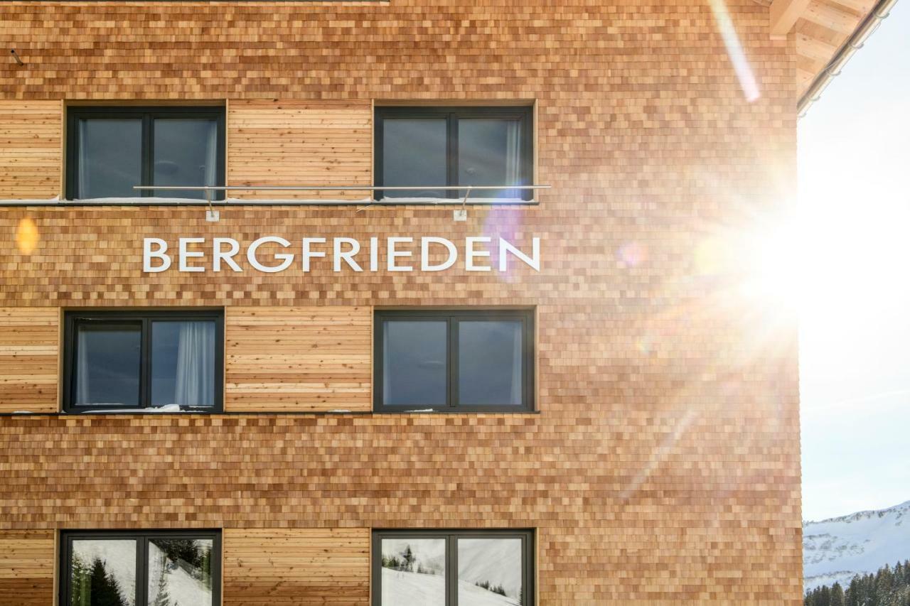 Almstueble Bergfrieden Otel Damuels Dış mekan fotoğraf